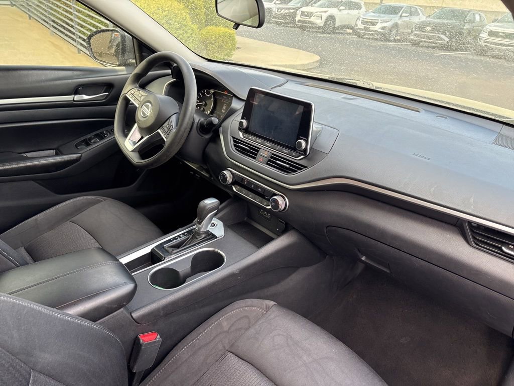 Used 2022 Nissan Altima 2.5 SV image 12