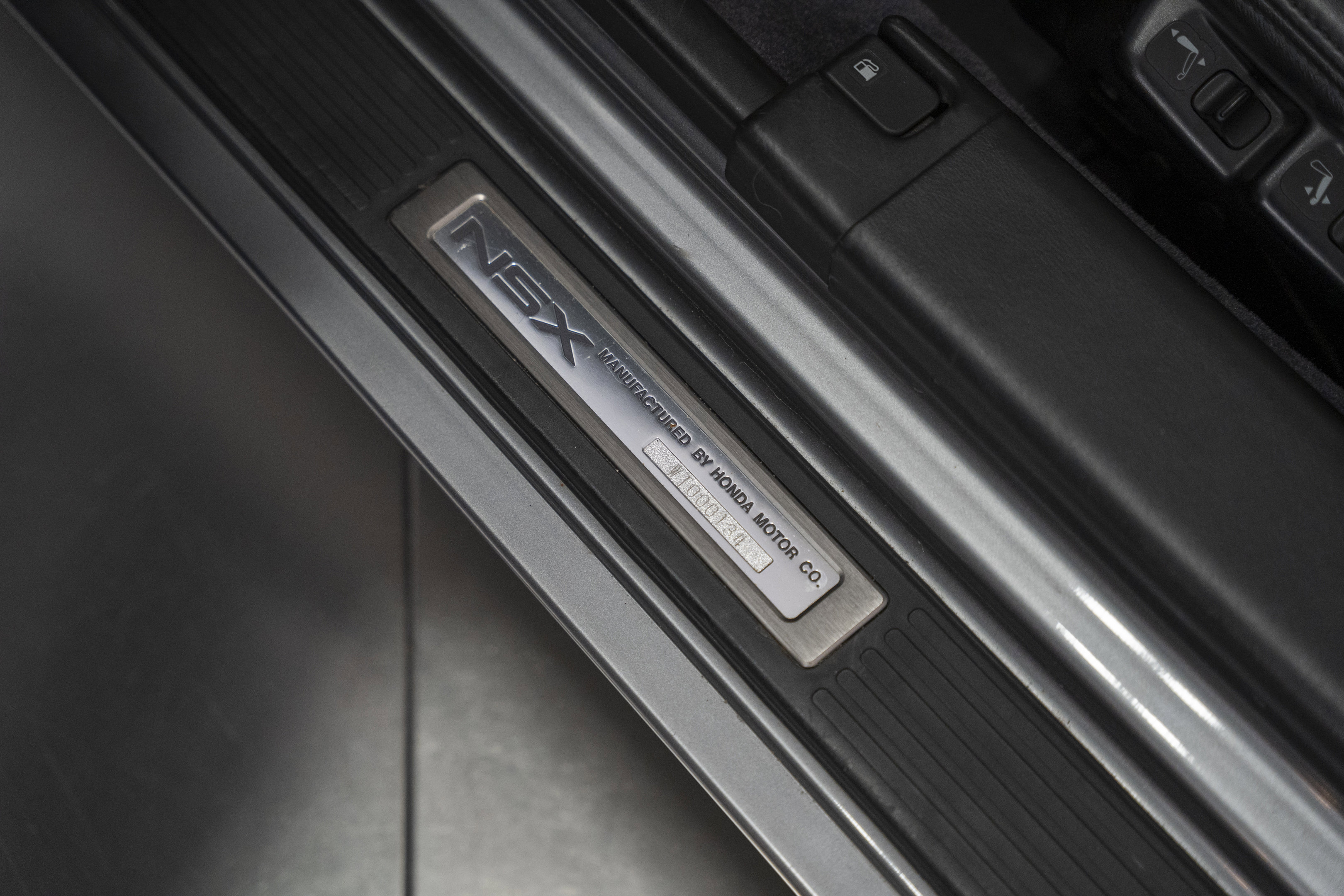 Used 1998 Acura NSX T image 21