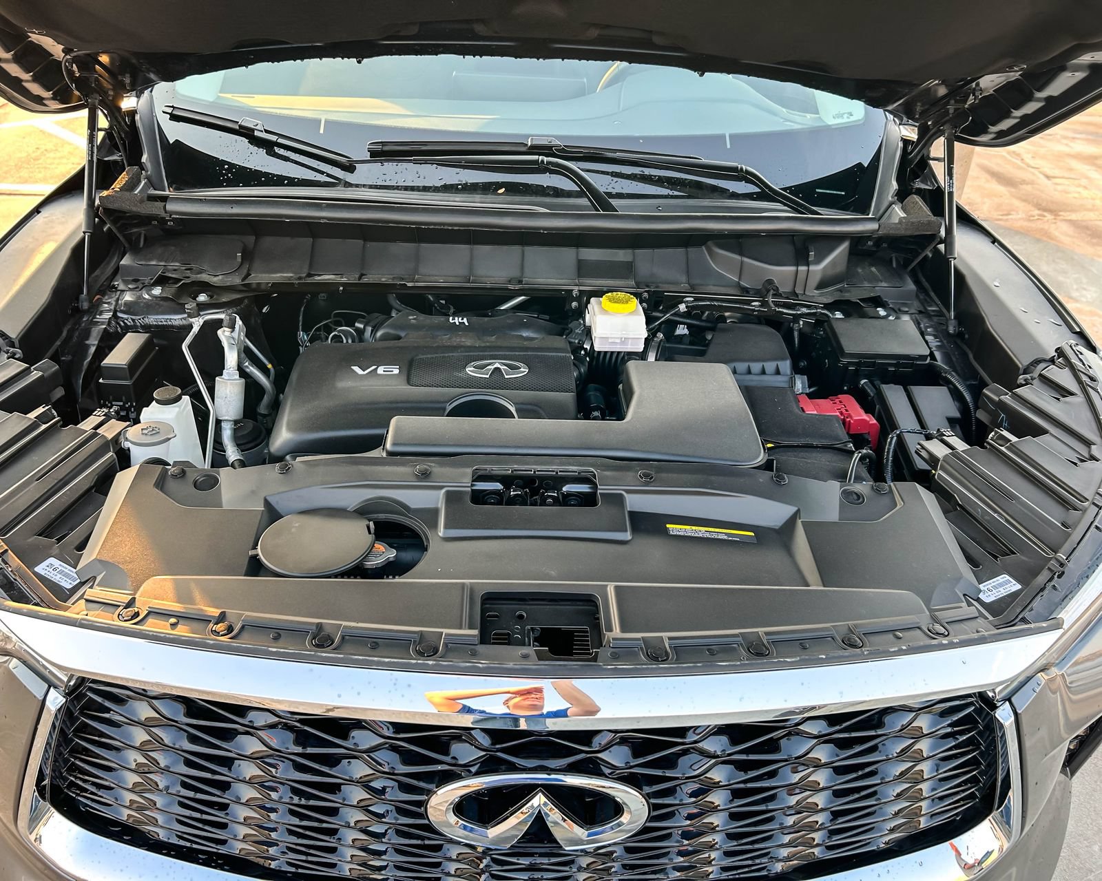 Certified 2024 INFINITI QX60 Luxe FWD image 25