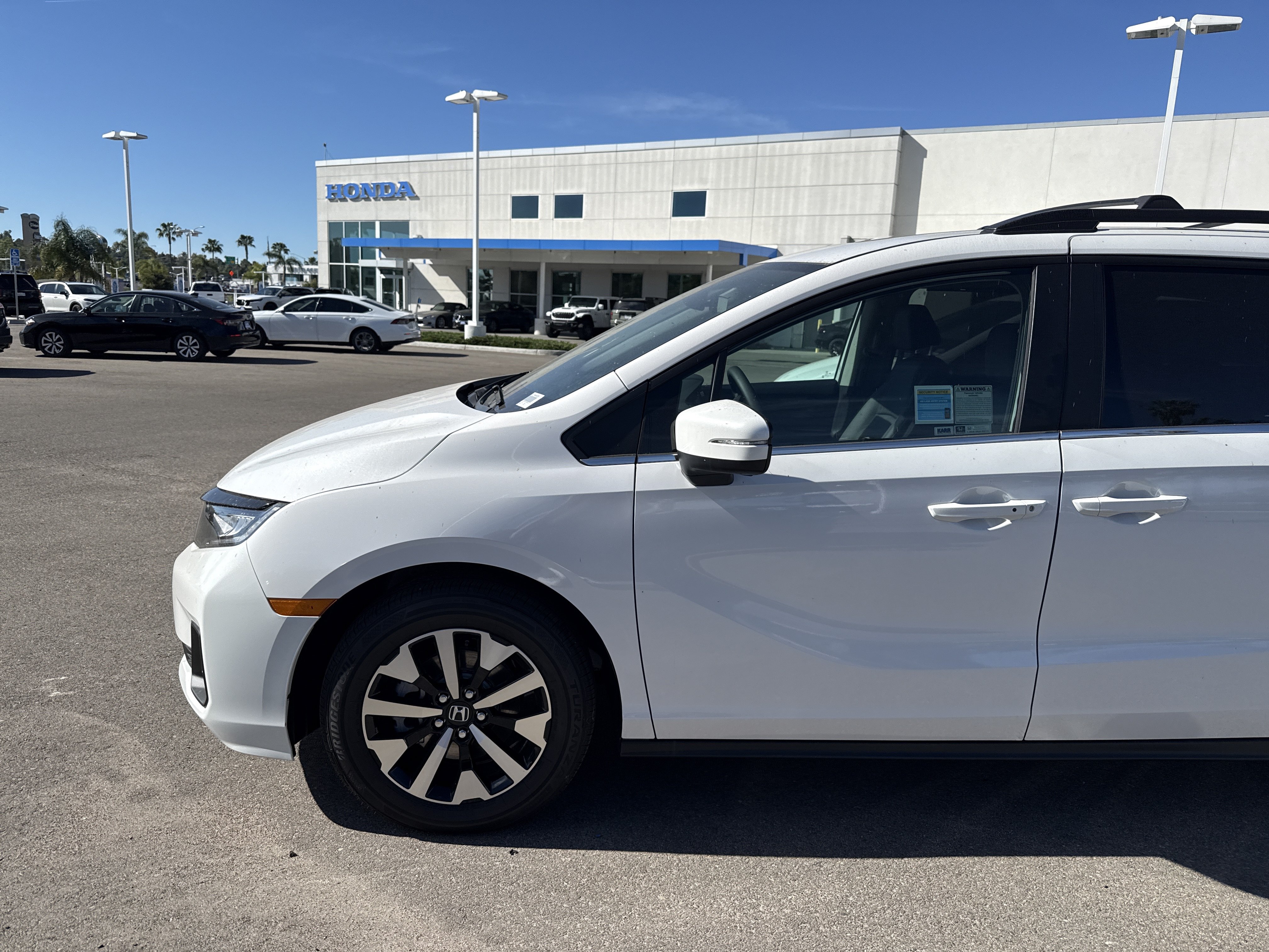 New 2026 Honda Odyssey EX-L image 2