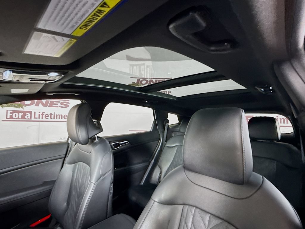 Certified 2025 Kia Sportage X-Line w/ Premium Package AWD/4WD image 12