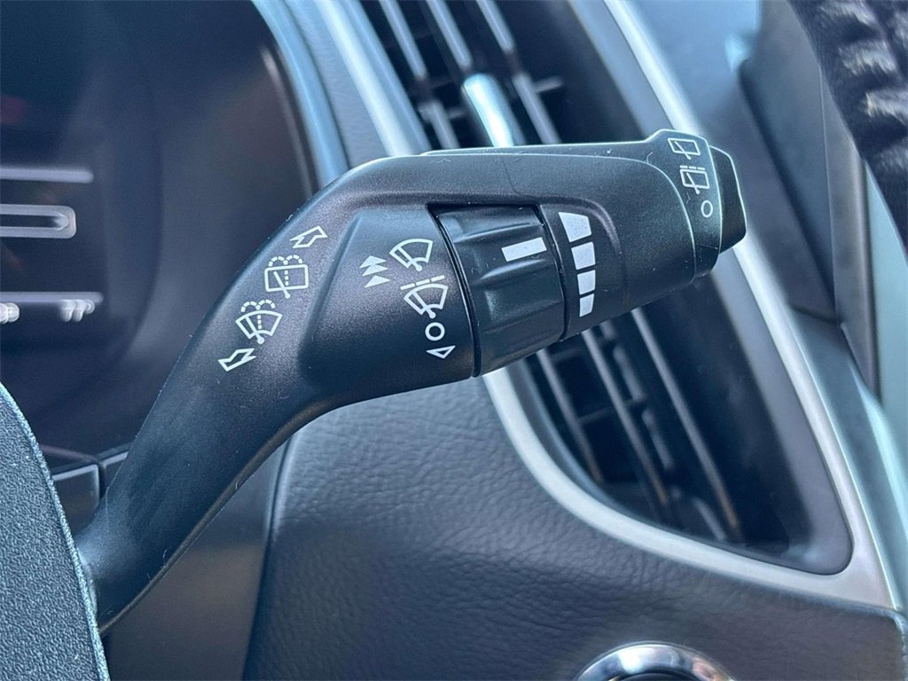 Used 2024 Ford Edge SEL image 25