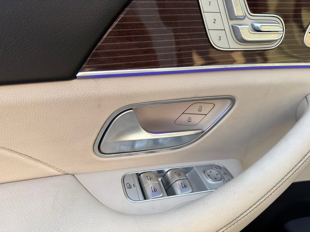 Used 2022 Mercedes-Benz GLE 350 w/ Premium Package image 16