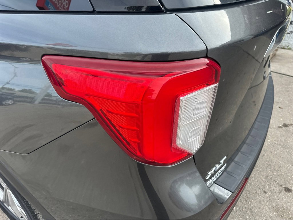 Used 2020 Ford Explorer XLT w/ Equipment Group 202A image 24