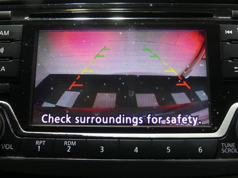 Used 2015 Nissan Sentra SV FWD image 14