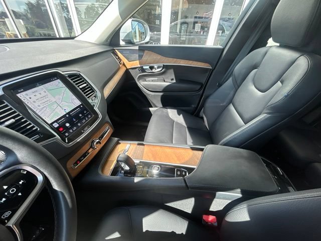 Used 2023 Volvo XC90 B6 Plus AWD/4WD image 21