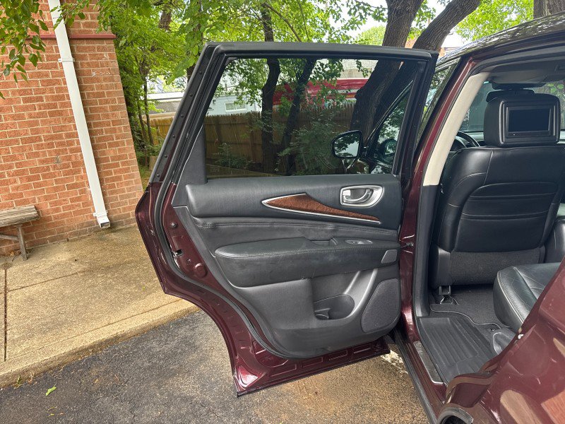 Used 2013 INFINITI JX35 AWD w/ Premium Pkg image 13