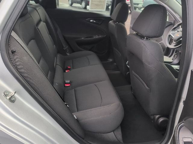 Used 2021 Chevrolet Malibu LT image 34