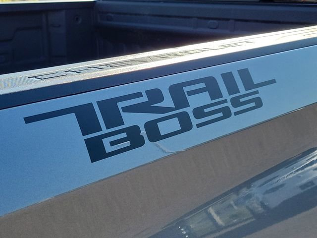 Used 2022 Chevrolet Silverado 1500 LT Trail Boss w/ LT Trail Boss Premium Package AWD/4WD image 5