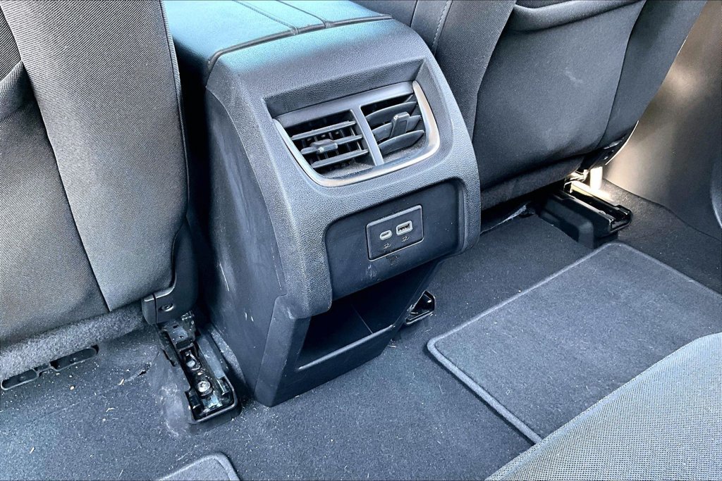 Used 2022 Chevrolet Blazer LT FWD image 25