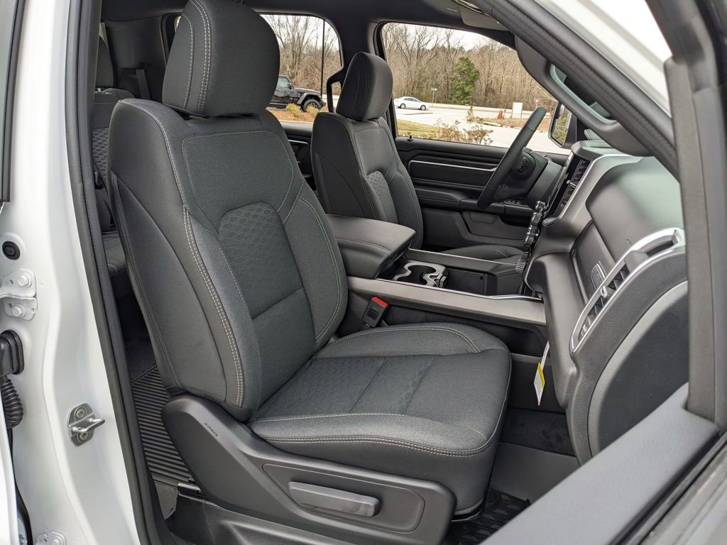 New 2026 RAM 1500 4x4 Crew Cab image 47