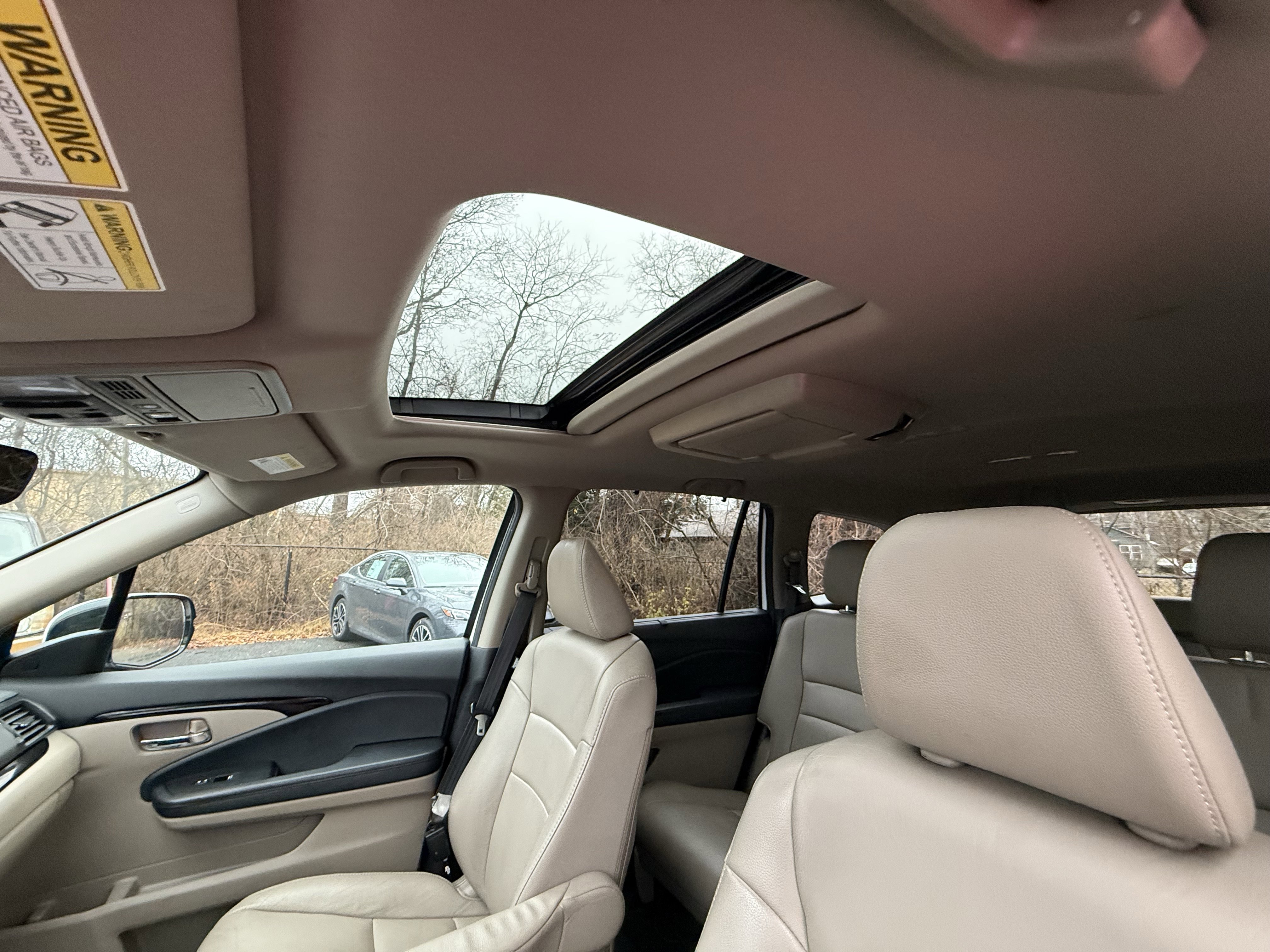 Used 2020 Honda Pilot Touring image 7