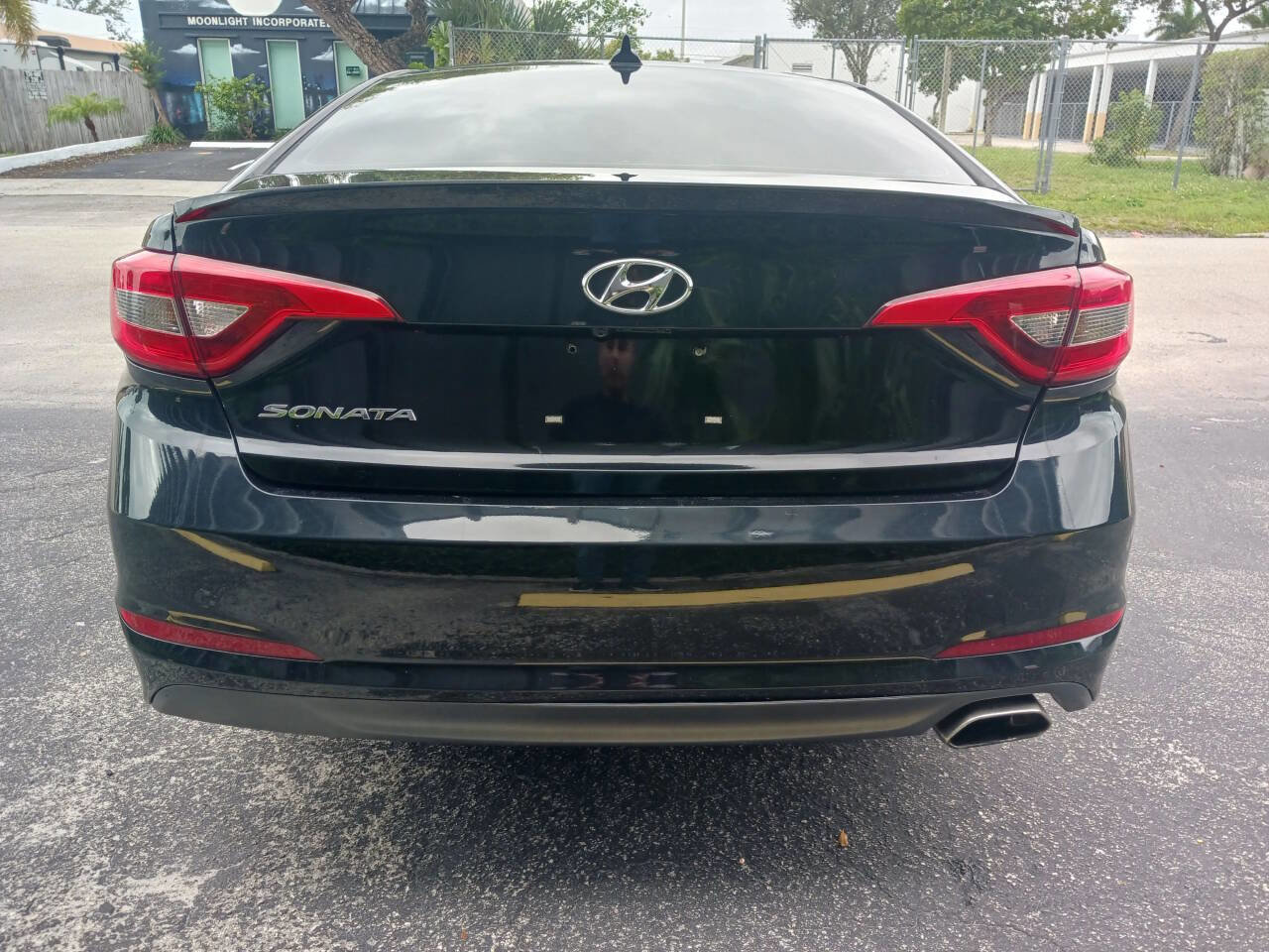 Used 2016 Hyundai Sonata SE FWD image 9