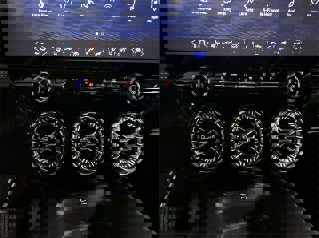 Certified 2024 Chevrolet Blazer EV LT image 17