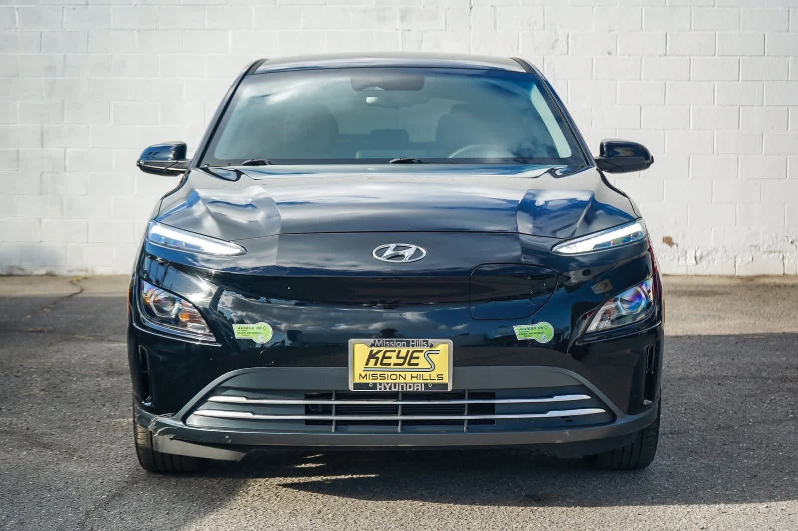 Certified 2023 Hyundai Kona SE image 2
