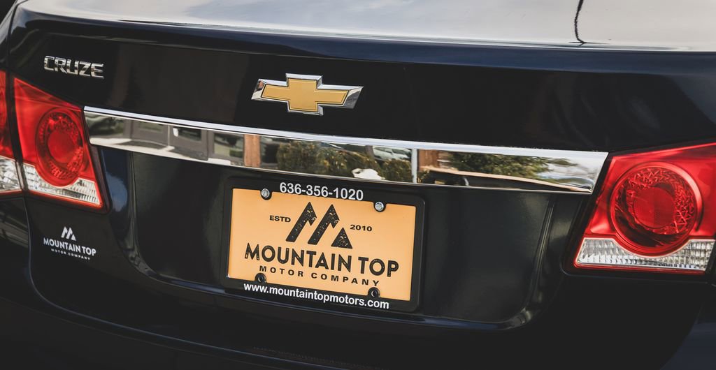 Used 2016 Chevrolet Cruze LS image 10