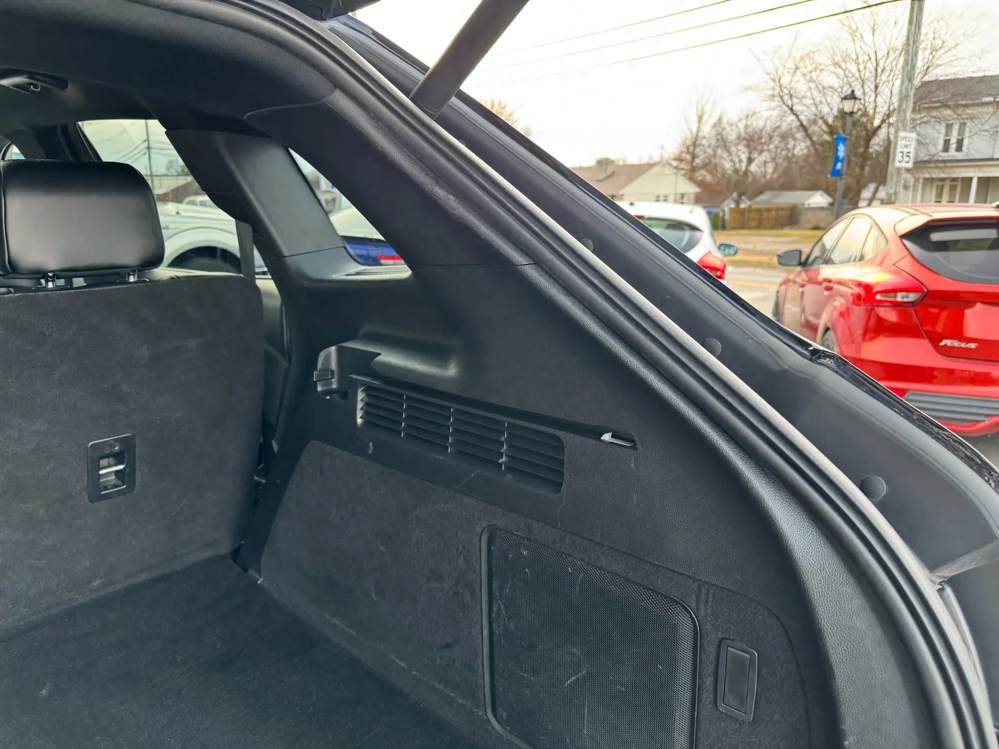 Used 2019 Lincoln Nautilus Reserve image 32