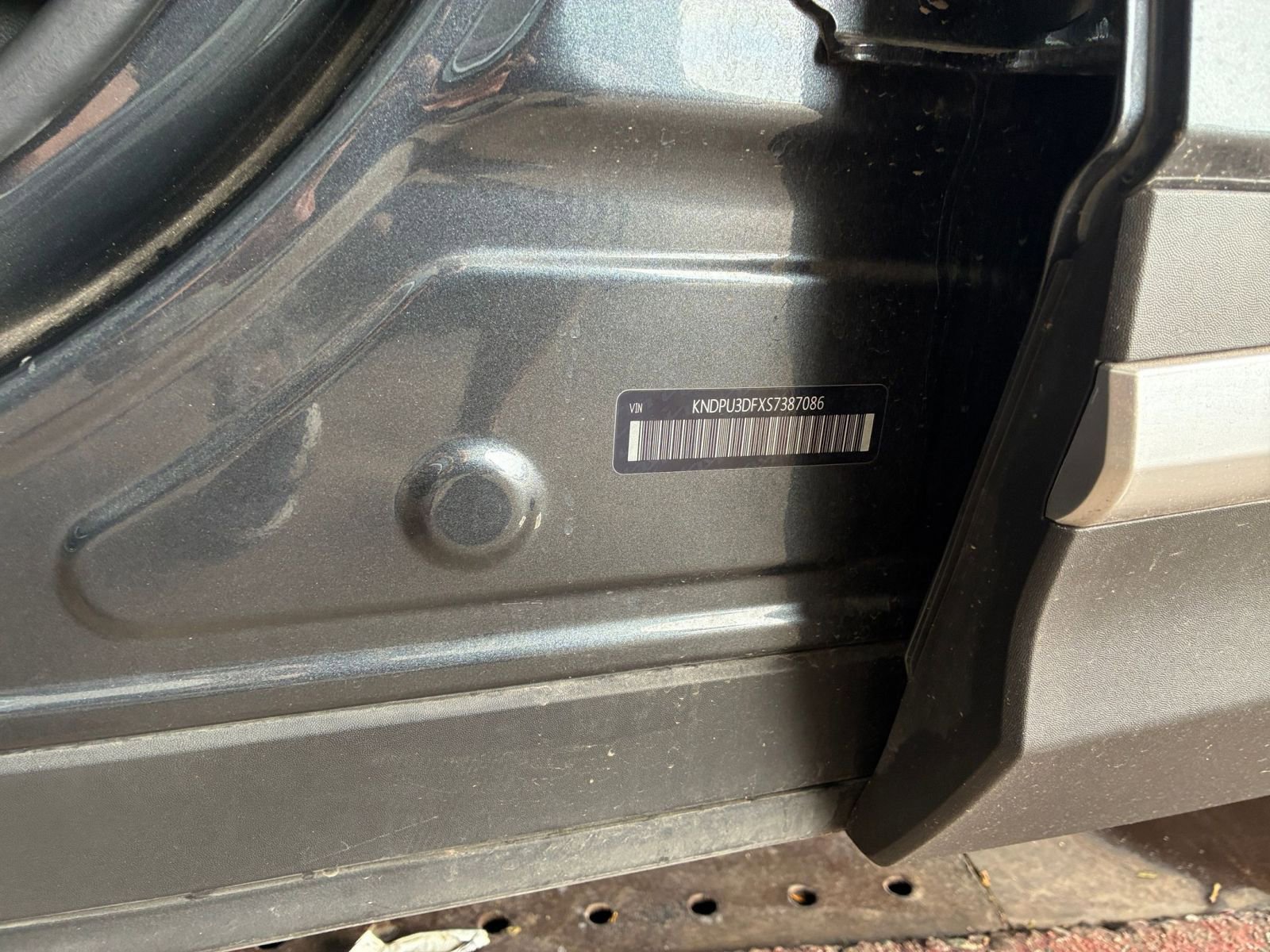 Used 2025 Kia Sportage LX image 28