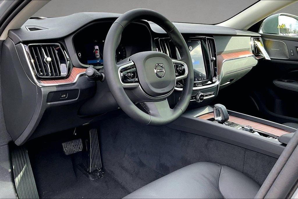 New 2026 Volvo V60 B5 Cross Country Plus w/ Protection Package Premier image 7