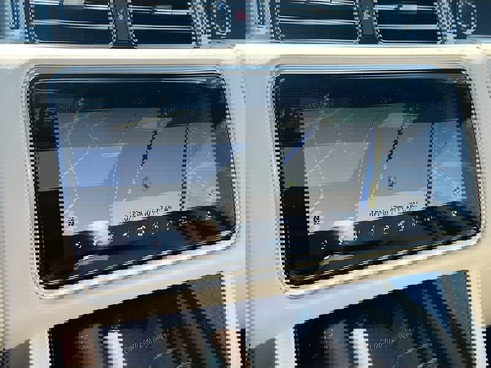 Used 2019 Land Rover Range Rover HSE AWD/4WD image 13