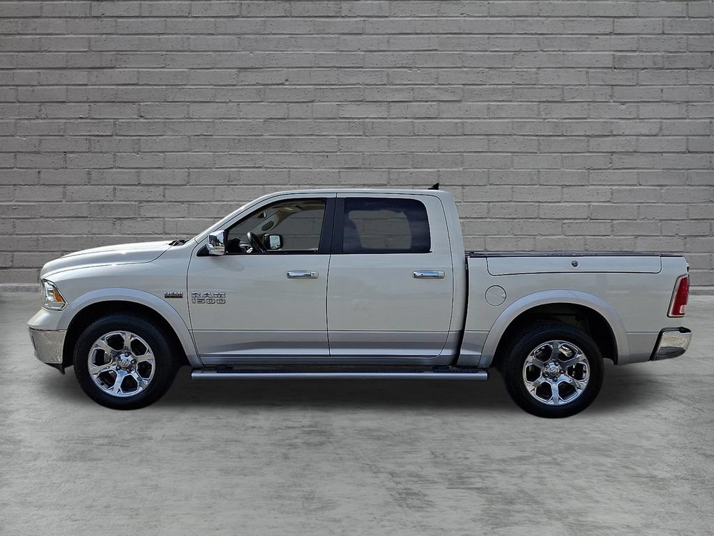 Used 2017 RAM 1500 Laramie AWD/4WD image 7