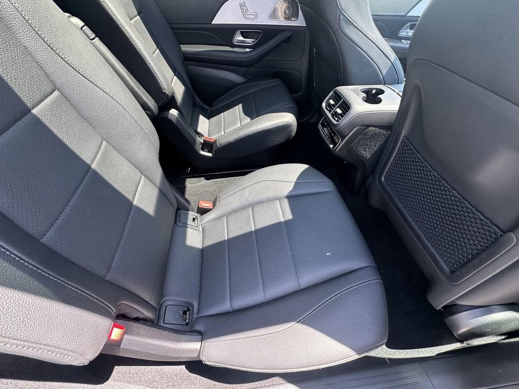 Certified 2025 Mercedes-Benz GLS 450 4MATIC image 18