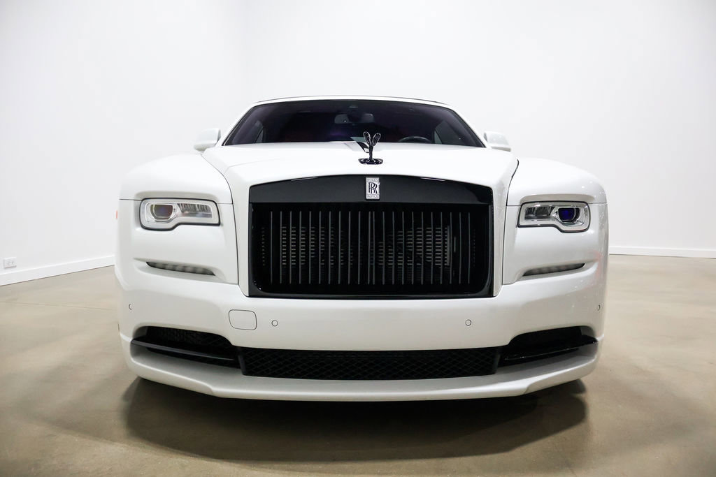 Used 2019 Rolls-Royce Dawn RWD image 25