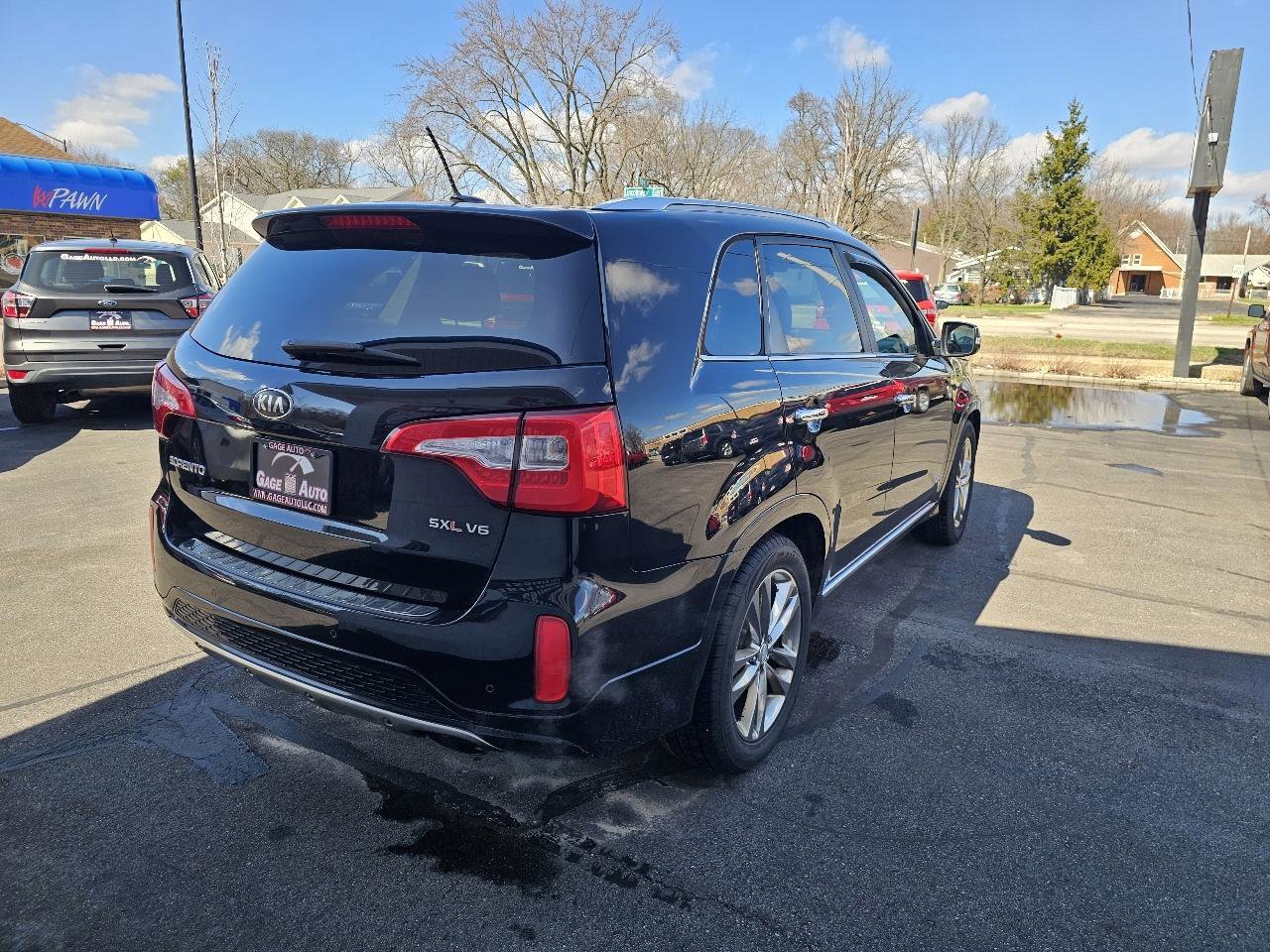 Used 2015 Kia Sorento SX image 11