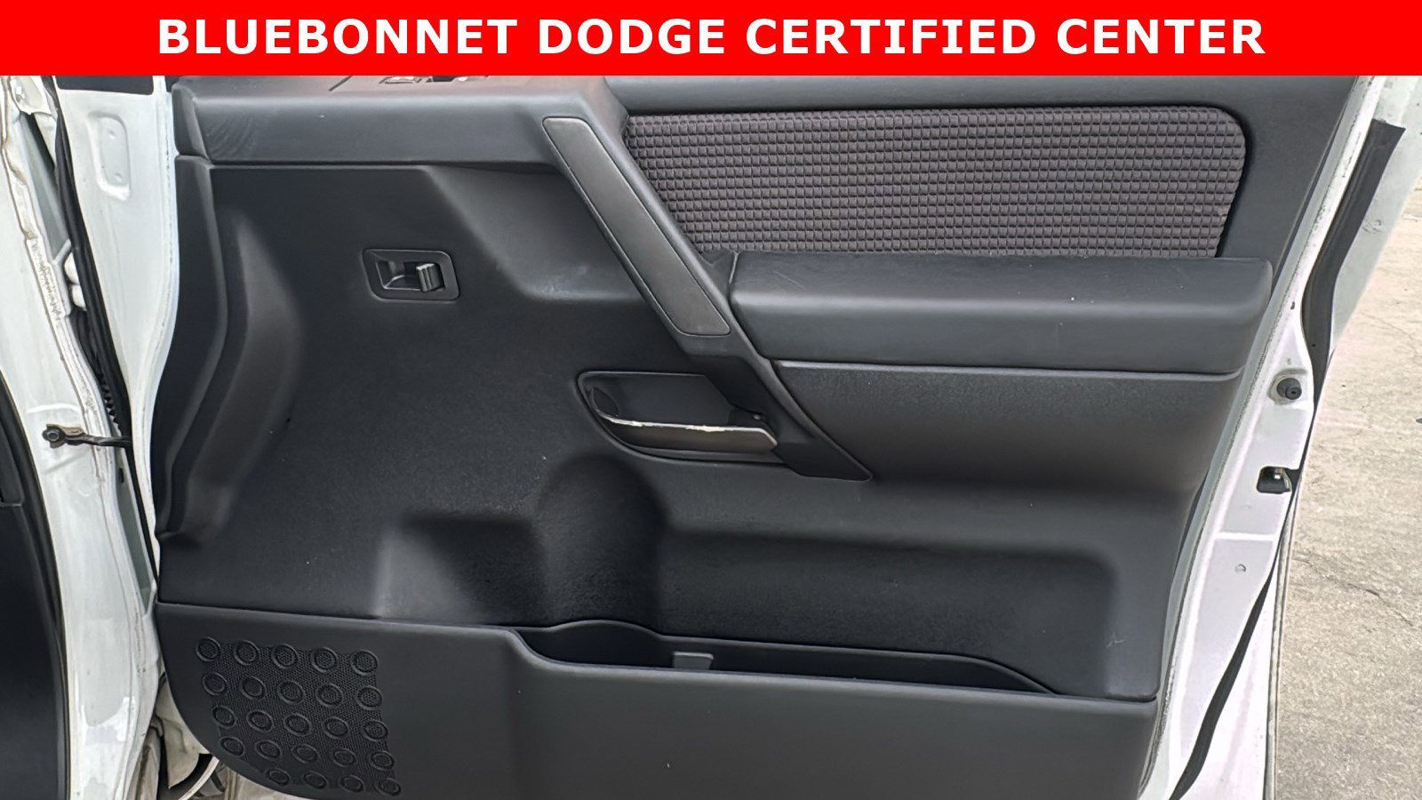 Used 2012 Nissan Titan SV image 25