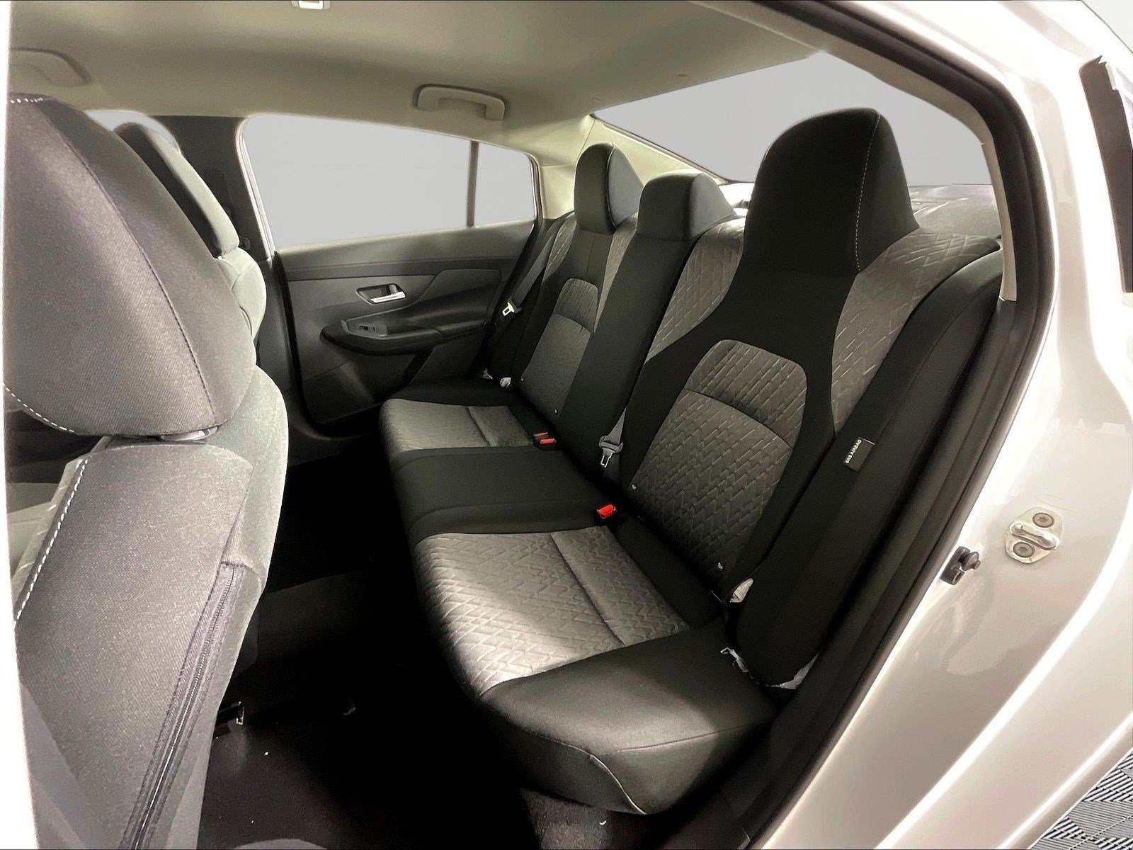New 2026 Nissan Sentra SV w/ SV Convenience Package FWD image 17
