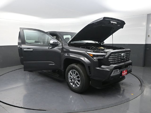 Used 2026 Toyota Tacoma Limited AWD/4WD image 39