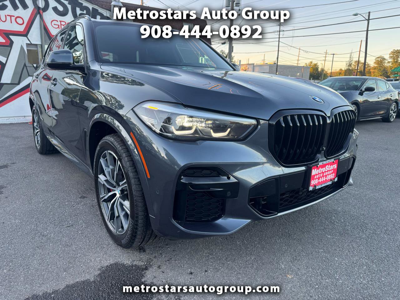 Used 2022 BMW X5 xDrive40i w/ M Sport Package