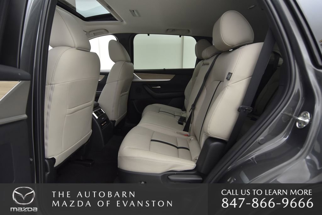 Certified 2025 MAZDA CX-90 Plug-In Hybrid w/ Preferred image 22