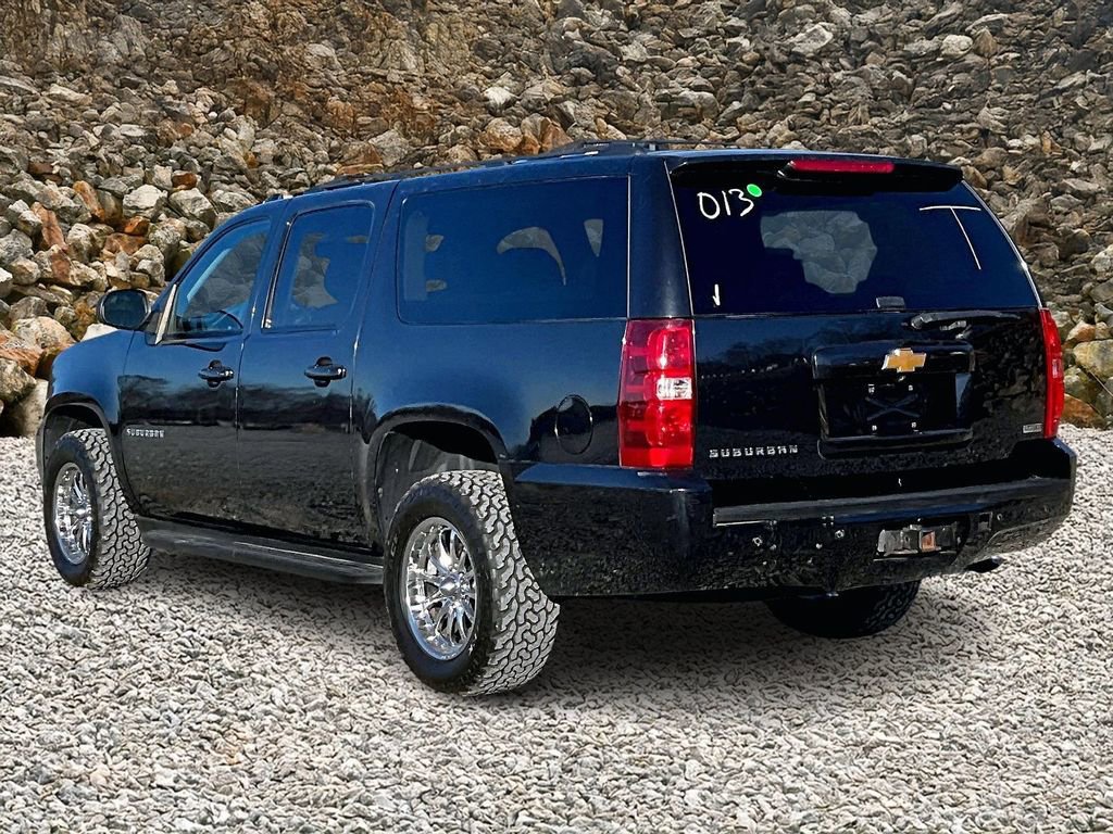 Used 2012 Chevrolet Suburban LS w/ Convenience Package 1 image 10