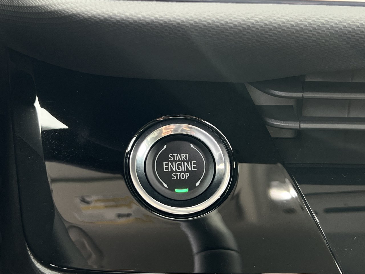 Used 2026 Buick Envision Preferred AWD/4WD image 18