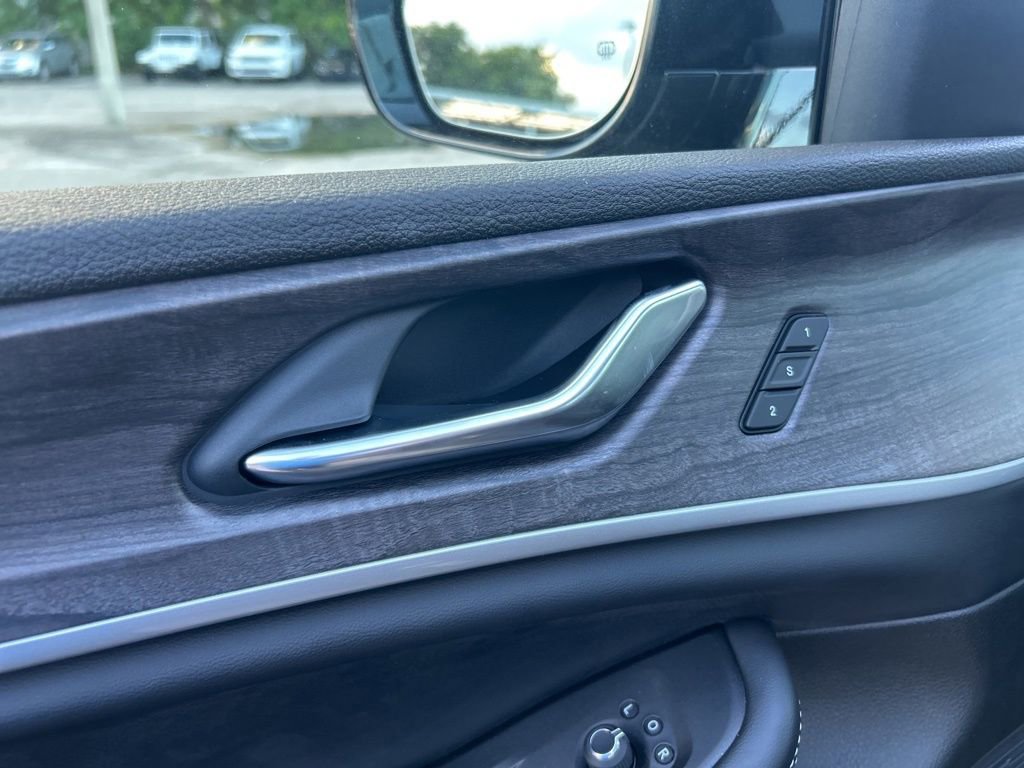 New 2025 Jeep Grand Cherokee L Limited image 37