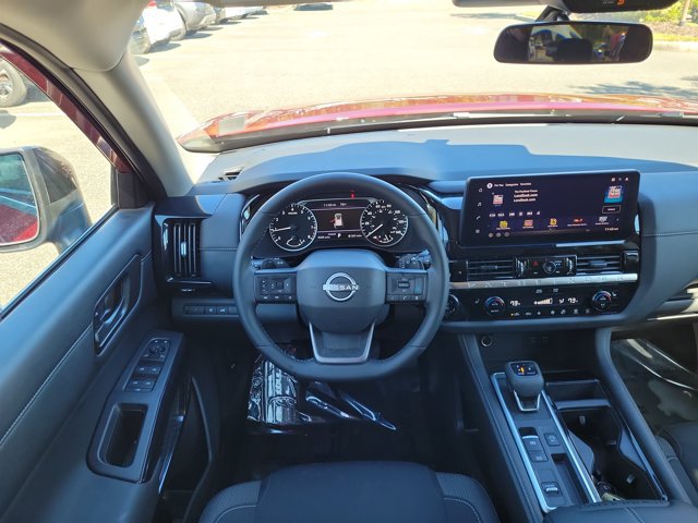 Used 2026 Nissan Pathfinder SV FWD image 10