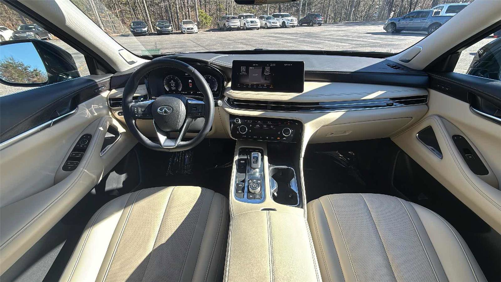 Used 2023 INFINITI QX60 Sensory w/ Cargo Package image 12