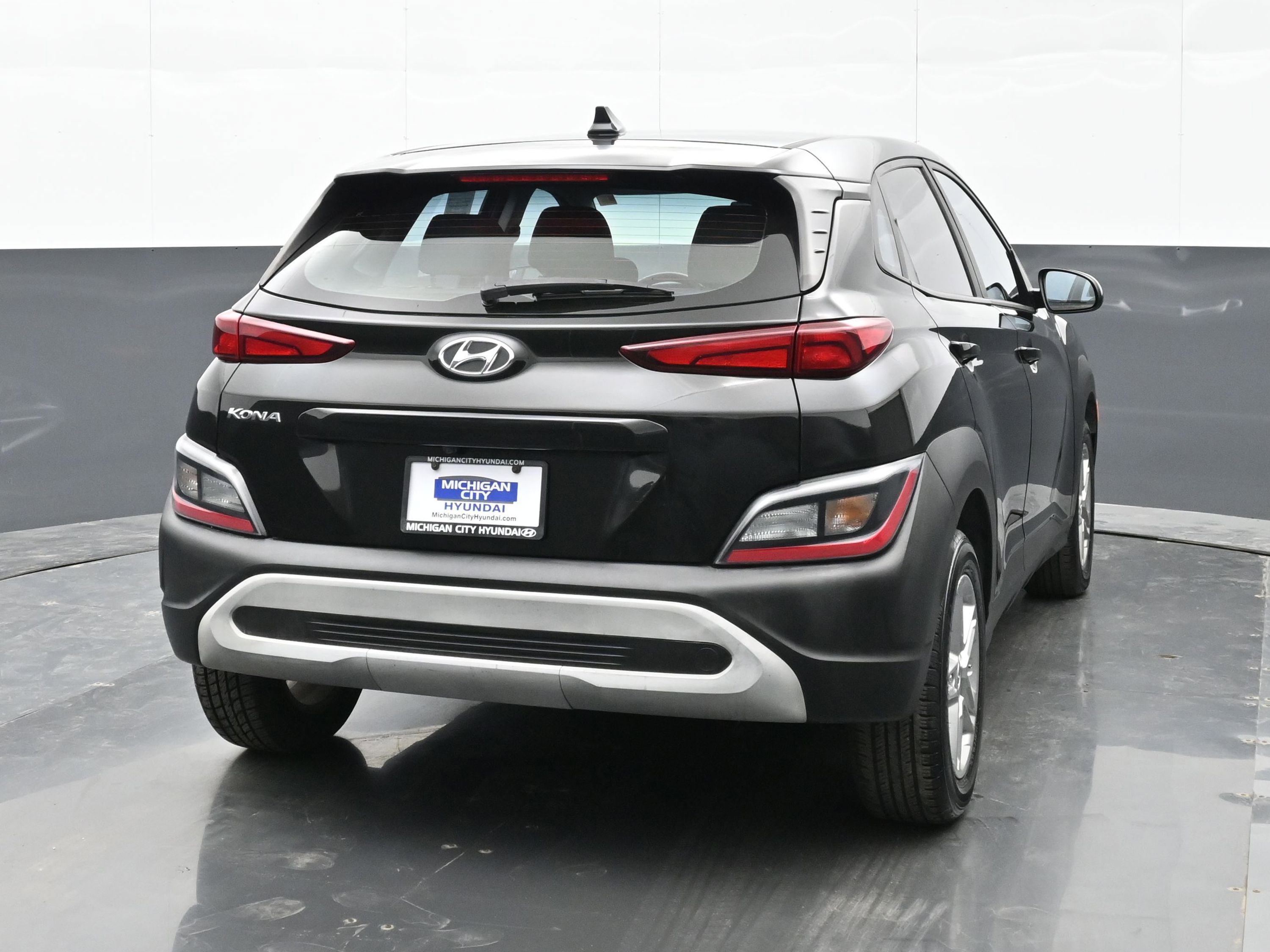 Certified 2022 Hyundai Kona SE image 4