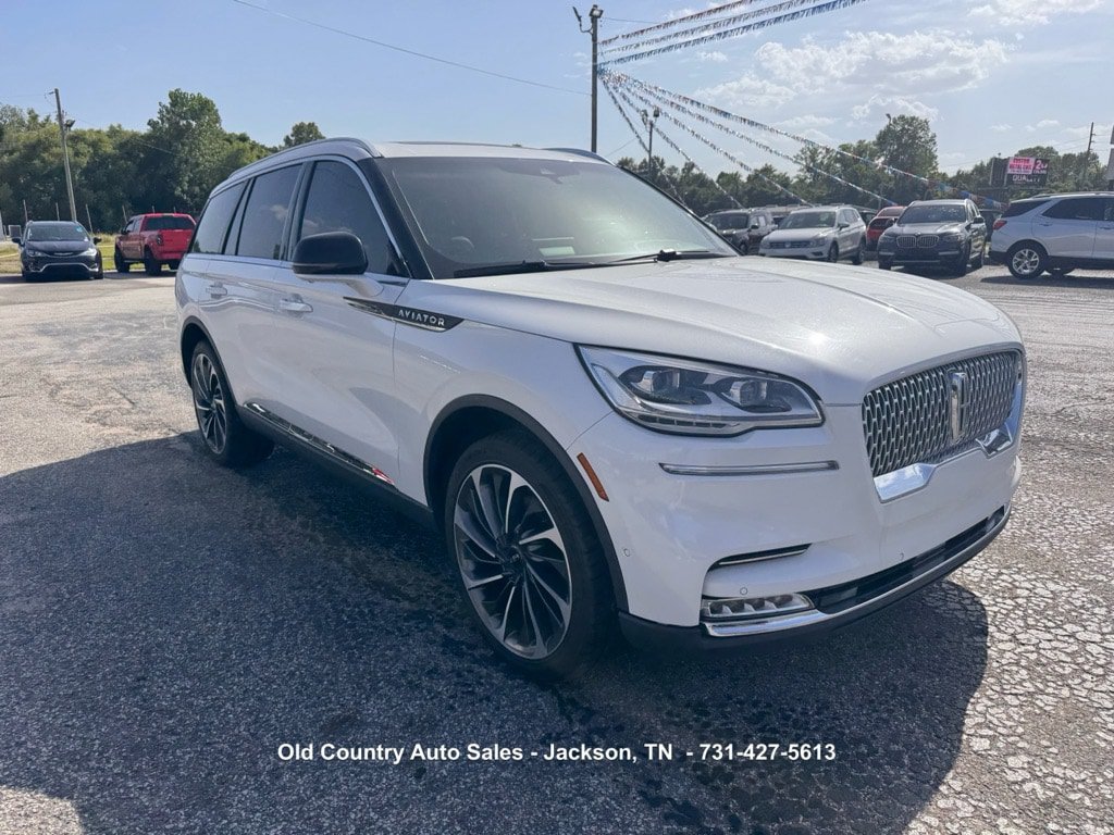 Used 2020 Lincoln Aviator Reserve w/ Equipment Group 202A AWD/4WD image 3