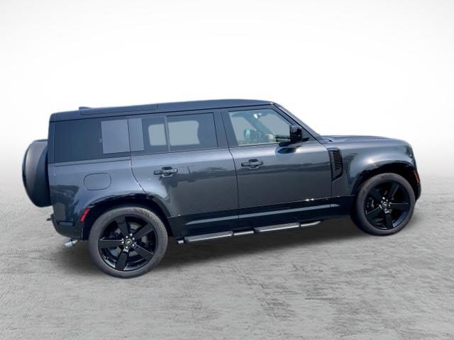 Certified 2025 Land Rover Defender 110 V8 AWD/4WD image 7