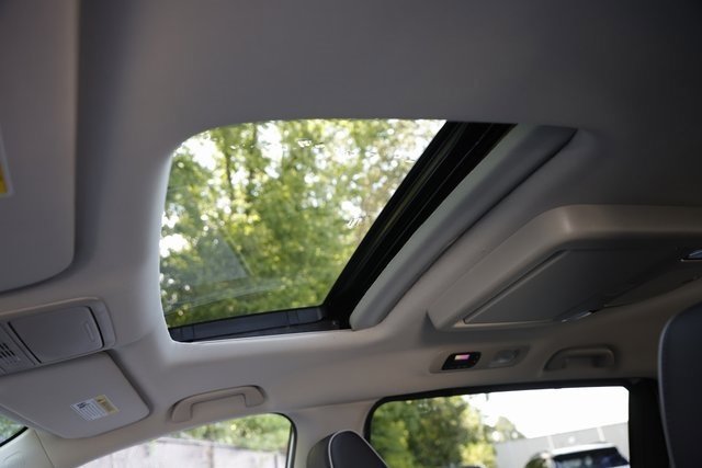 New 2026 Honda Odyssey Touring image 26