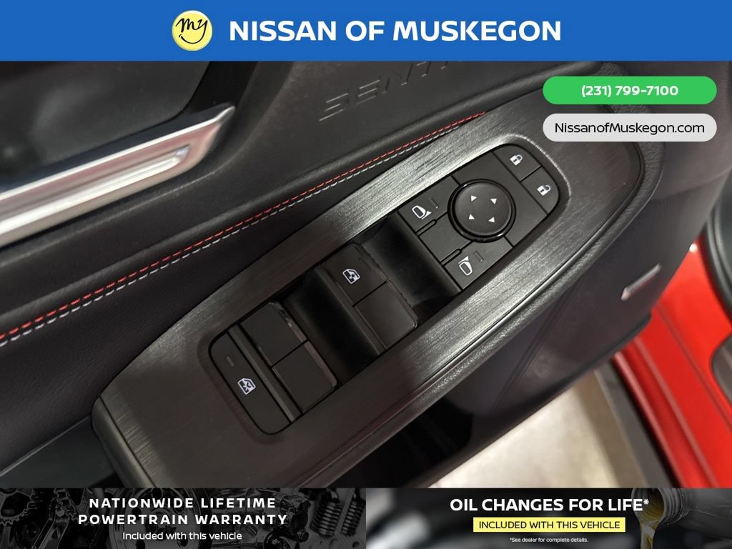 New 2026 Nissan Sentra SR w/ SR Premium Package FWD image 9