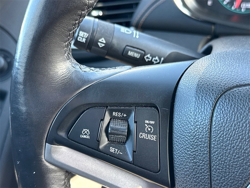 Used 2018 Chevrolet Trax LT w/ Driver Confidence Package image 21