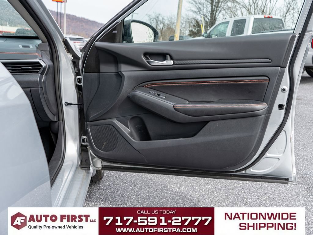 Used 2022 Nissan Altima 2.5 SR image 17