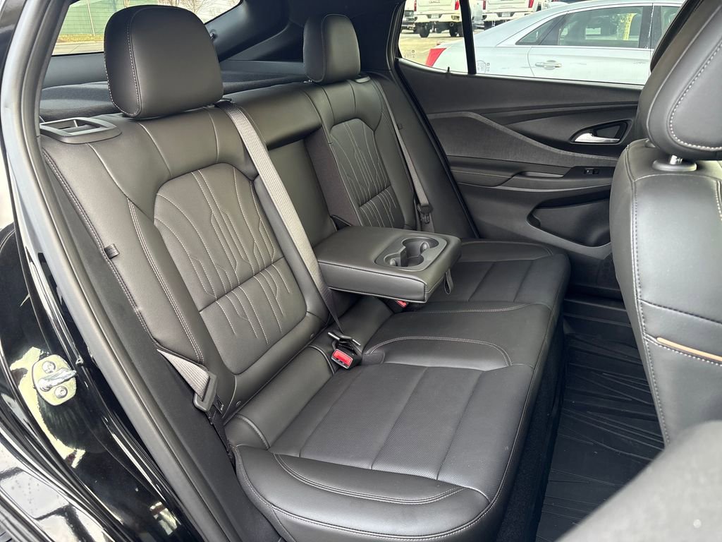 Certified 2025 Buick Envista Avenir image 37