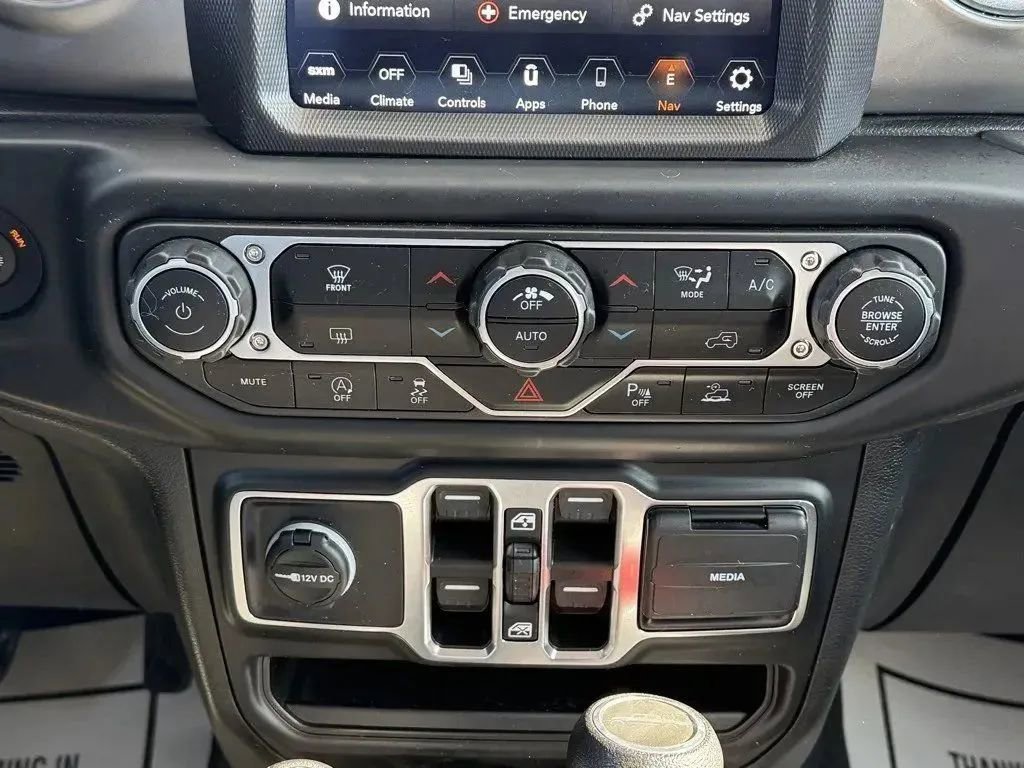 Used 2021 Jeep Gladiator Overland w/ Uconnect 4C Nav & Sound Group AWD/4WD image 24
