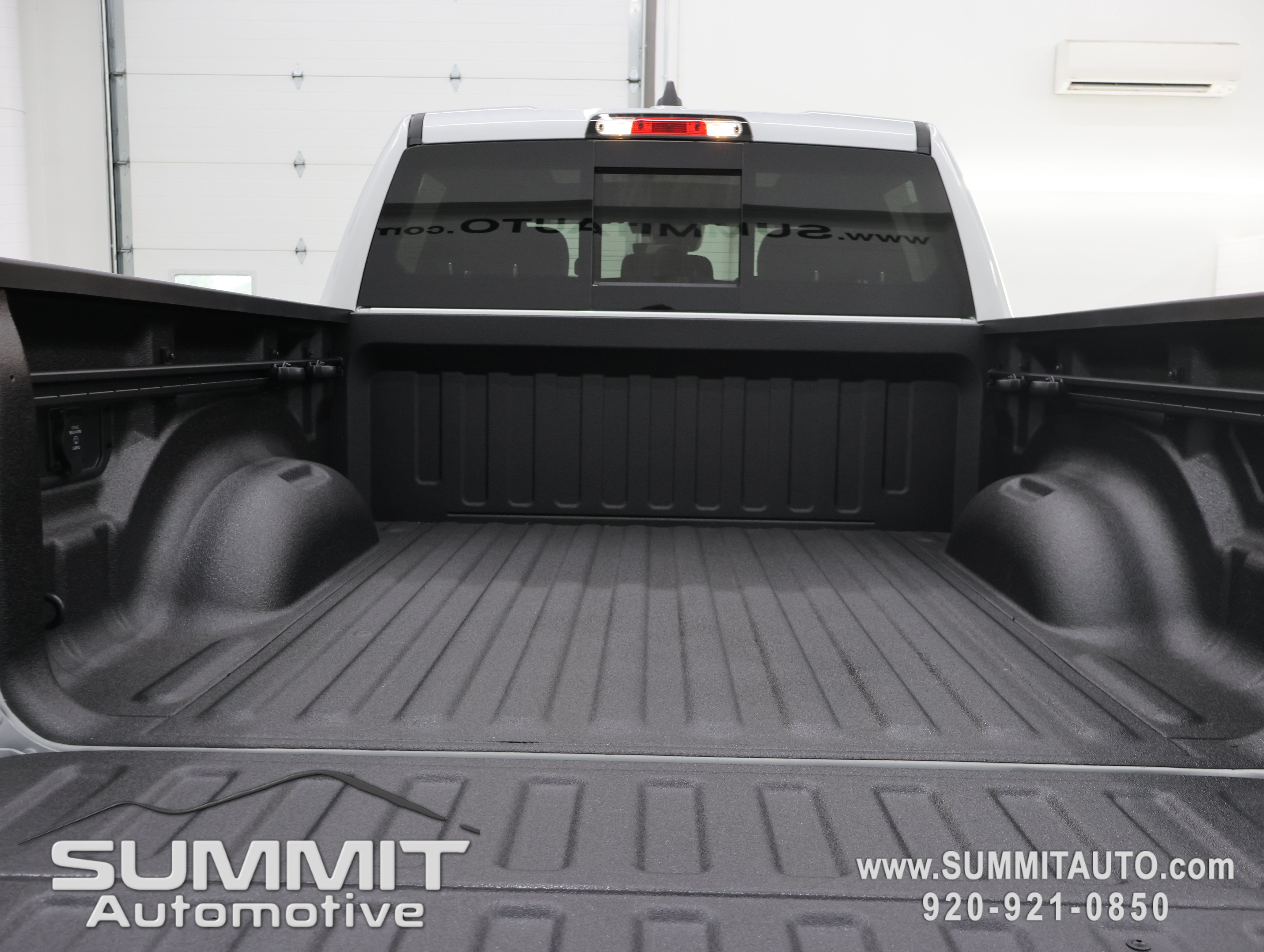 New 2026 RAM 1500 Big Horn AWD/4WD image 30