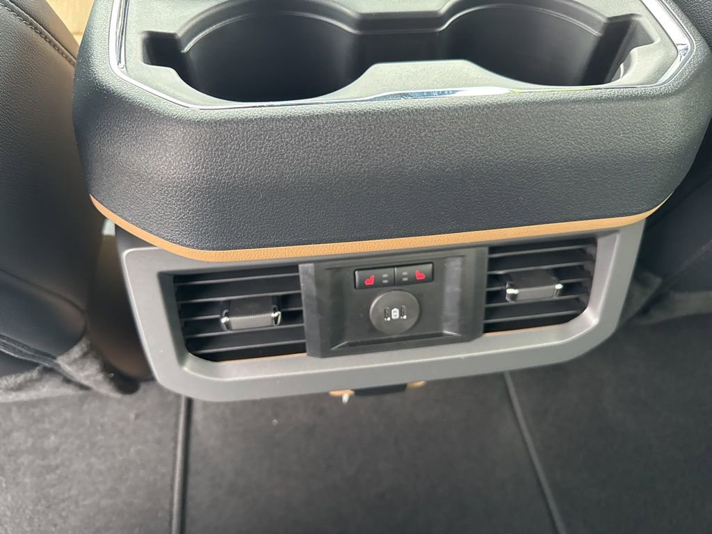 Used 2026 Ford F450 Lariat image 16