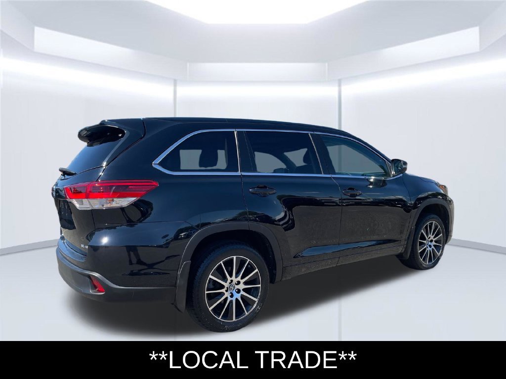 Used 2018 Toyota Highlander SE AWD/4WD image 6